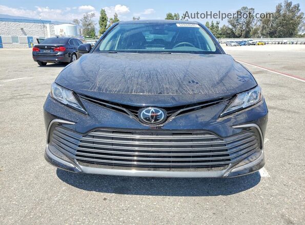 4T1C11AK6PU128015 2023 TOYOTA CAMRY Black Widok z przodu