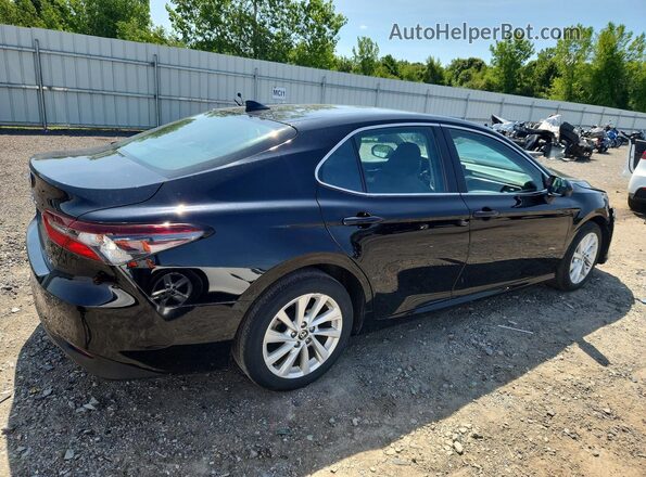 4T1C11AK6RU195331 2024 TOYOTA CAMRY Черный Задняя правая четверть