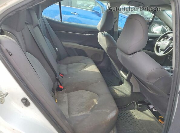 4T1C11AK7LU502660 2020 TOYOTA CAMRY White უკანა სავარძლების ხედი