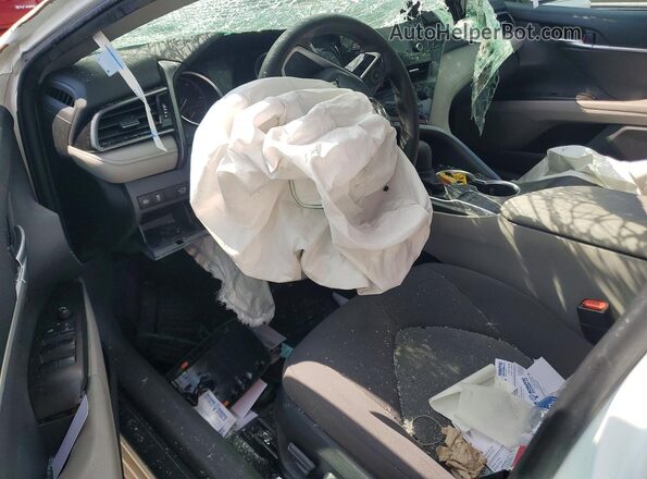 4T1C11AK7NU699056 2022 TOYOTA CAMRY White Вид панелі приладів