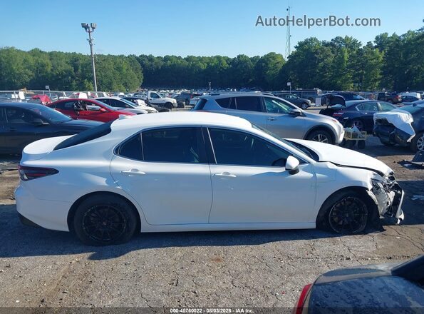 4T1C11AK8MU492495 2021 TOYOTA CAMRY White უკანა სალონის ხედი