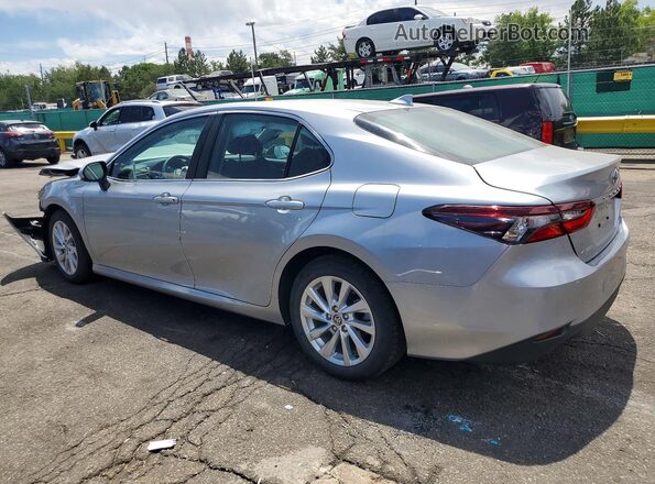 4T1C11AK8PU129618 2023 TOYOTA CAMRY Серебряный Задняя левая четверть