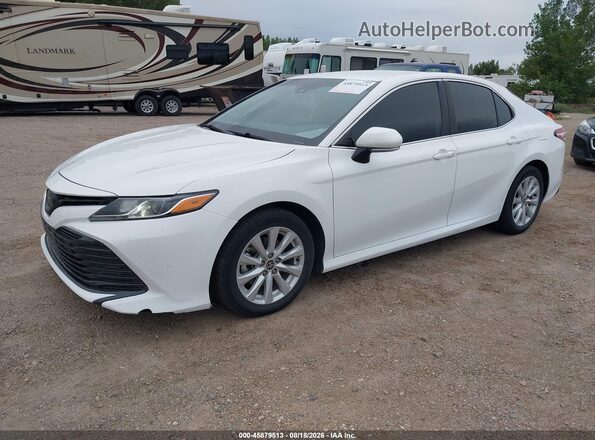 4T1C11BK2LU018300 2020 TOYOTA CAMRY White Передня ліва чверть