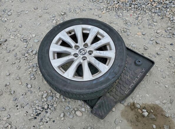 4T1C11BK5LU009204 2020 TOYOTA CAMRY White Widok komory silnika