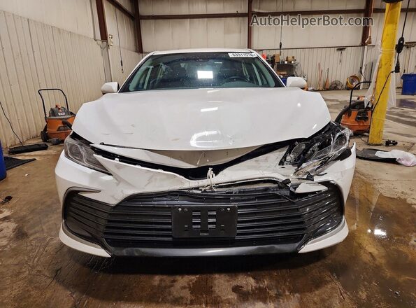 4T1C11BKXMU032284 2021 TOYOTA CAMRY White Դիմացի տեսք