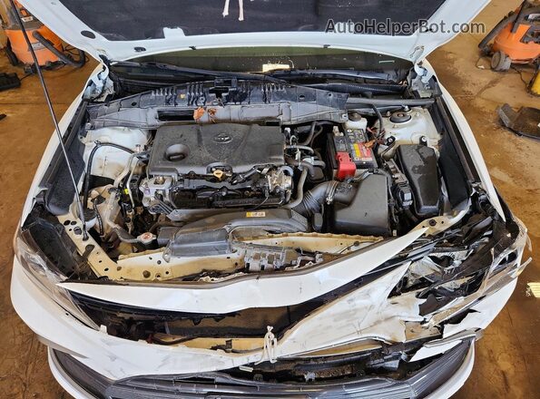 4T1C11BKXMU032284 2021 TOYOTA CAMRY White Սալոնի հետևի տեսք