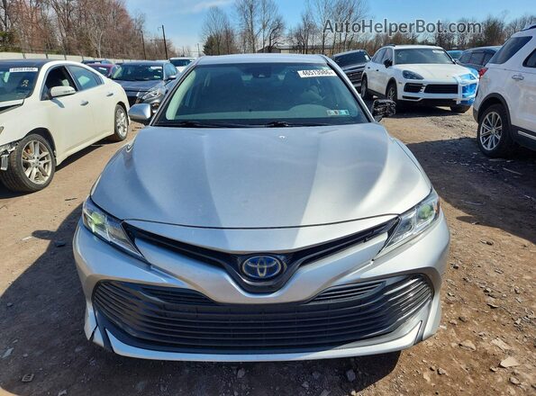 4T1C31AK5LU528586 2020 TOYOTA CAMRY Silver წინა ხედი