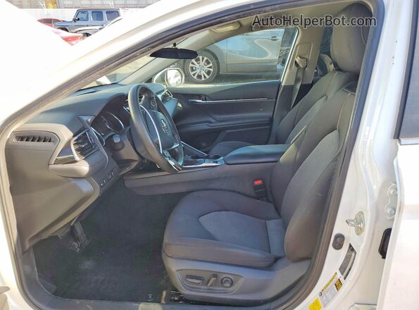 4T1C31AK8LU538593 2020 TOYOTA CAMRY Белый Вид салона спереди