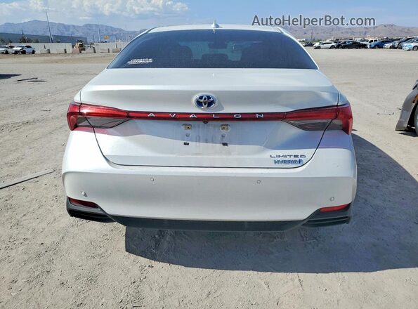 4T1D21FB8LU018118 2020 TOYOTA AVALON White Widok z tyłu