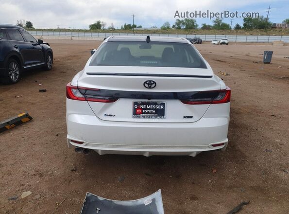 4T1DAACK0SU015896 2025 TOYOTA CAMRY White Widok z tyłu