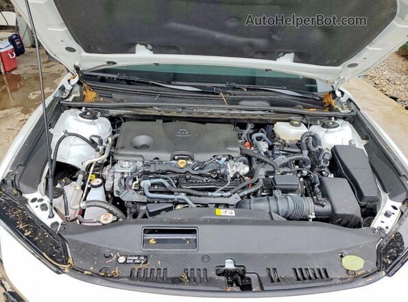 4T1DAACK0SU028633 2025 TOYOTA CAMRY White Սալոնի հետևի տեսք