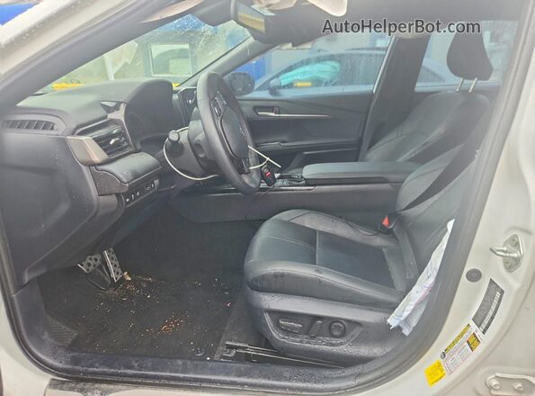 4T1DAACK0SU045013 2025 TOYOTA CAMRY White Front interior view