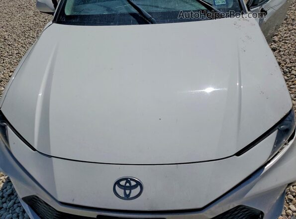 4T1DAACK0SU104187 2025 TOYOTA CAMRY White Widok wnętrza z tyłu