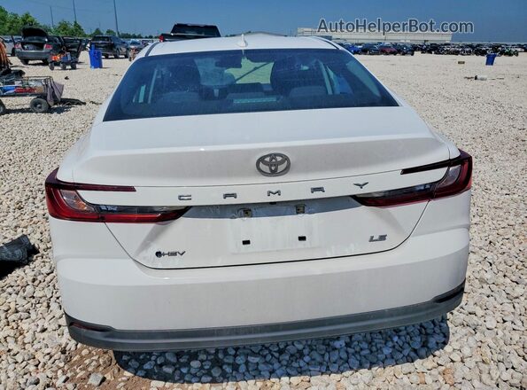 4T1DAACK0SU104187 2025 TOYOTA CAMRY White Widok z tyłu