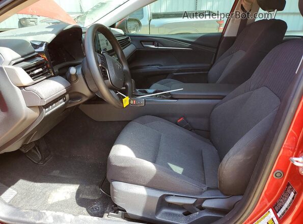 4T1DAACK0SU123452 2025 TOYOTA CAMRY Red Вид салону спереду