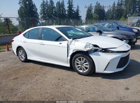4T1DAACK0SU142051 2025 TOYOTA CAMRY White Вид задньої частини салону