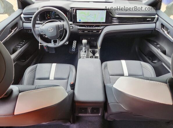4T1DAACK0SU148769 2025 TOYOTA CAMRY Gray Dashboard view