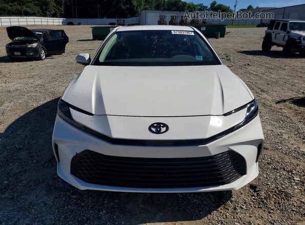 4T1DAACK0SU185305 2025 TOYOTA CAMRY White Front view