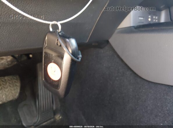 4T1DAACK0SU204063 2025 TOYOTA CAMRY White Vista del salpicadero