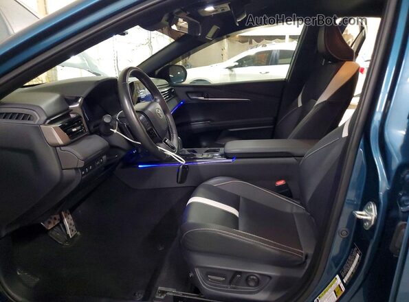 4T1DAACK0SU512902 2025 TOYOTA CAMRY Синий Вид салона спереди