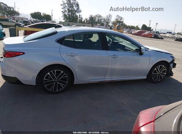 4T1DAACK0SU553403 2025 TOYOTA CAMRY White Widok wnętrza 360 stopni