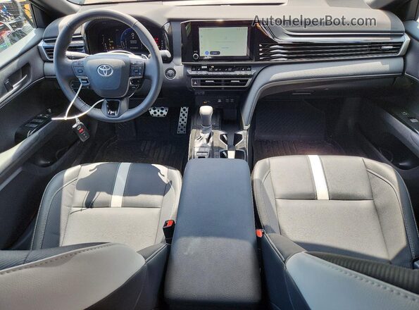 4T1DAACK0TU244192 2026 TOYOTA CAMRY Gray Vista del salpicadero