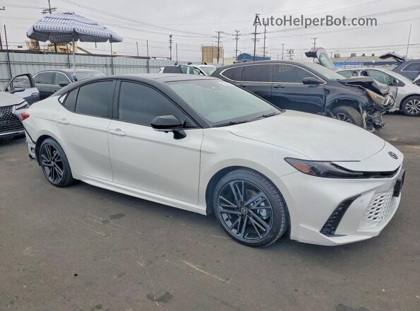 4T1DAACK0TU258237 2026 TOYOTA CAMRY White Front right