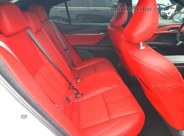 4T1DAACK0TU258237 2026 TOYOTA CAMRY White Rear seats view