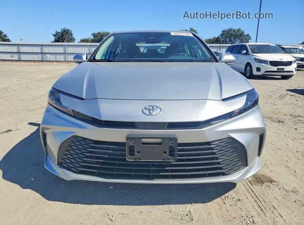 4T1DAACK0TU659593 2026 TOYOTA CAMRY Silver წინა ხედი