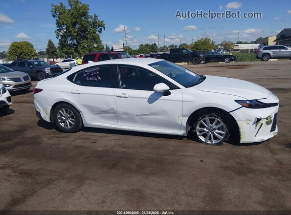 4T1DAACK0TU699639 2026 TOYOTA CAMRY White Vista interior trasera