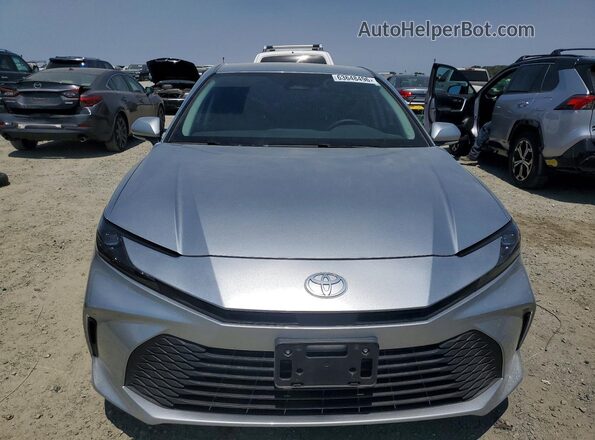 4T1DAACK0TU725513 2026 TOYOTA CAMRY Silver წინა ხედი