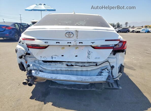 4T1DAACK0TU728007 2026 TOYOTA CAMRY Белый Вид сзади