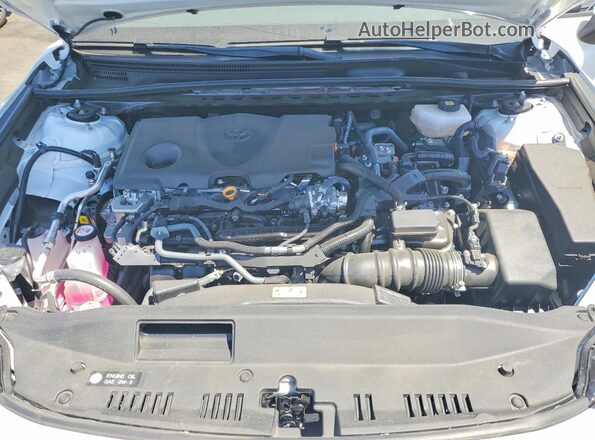 4T1DAACK0TU728007 2026 TOYOTA CAMRY Белый Вид задней части салона