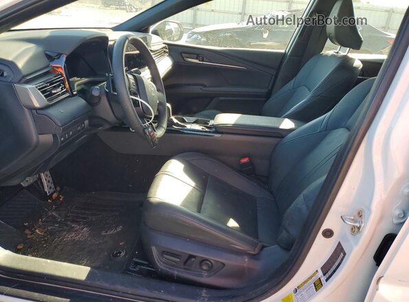 4T1DAACK1SU004471 2025 TOYOTA CAMRY White Widok wnętrza z przodu