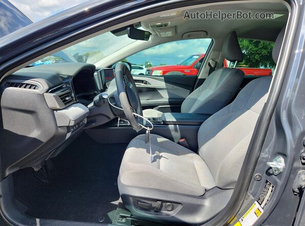 4T1DAACK1SU111150 2025 TOYOTA CAMRY Charcoal Widok wnętrza z przodu