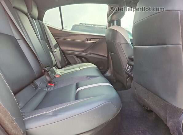 4T1DAACK1SU114159 2025 TOYOTA CAMRY Red Հետևի նստատեղերի տեսք