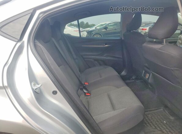 4T1DAACK1SU193154 2025 TOYOTA CAMRY Silver Rear seats view
