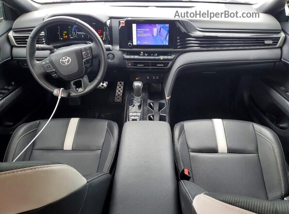 4T1DAACK1SU501164 2025 TOYOTA CAMRY White Вид панелі приладів