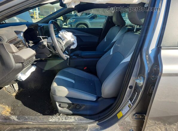 4T1DAACK1SU529126 2025 TOYOTA CAMRY Gray Widok wnętrza z przodu