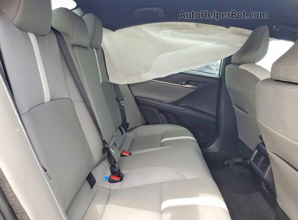 4T1DAACK1SU643918 2025 TOYOTA CAMRY Gray Vista de los asientos traseros