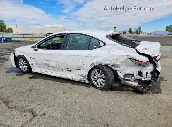 4T1DAACK1TU256755 2026 TOYOTA CAMRY White Հետևի ձախ