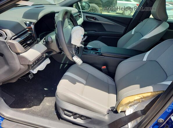 4T1DAACK1TU282935 2026 TOYOTA CAMRY Синий Вид салона спереди