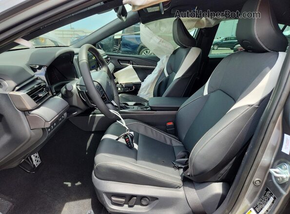 4T1DAACK1TU304027 2026 TOYOTA CAMRY Silver Front interior view