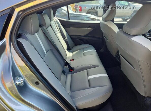 4T1DAACK1TU669923 2026 TOYOTA CAMRY Gray Vista de los asientos traseros