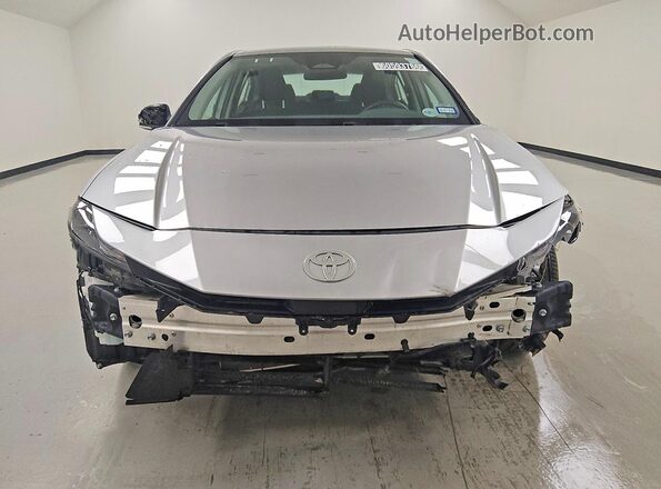 4T1DAACK1TU708736 2026 TOYOTA CAMRY Silver Դիմացի տեսք