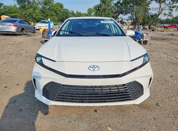4T1DAACK1TU722877 2026 TOYOTA CAMRY White Front view
