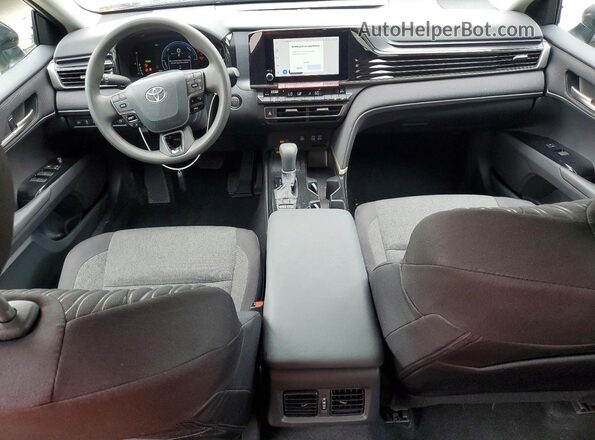 4T1DAACK1TU747052 2026 TOYOTA CAMRY Black Widok deski rozdzielczej