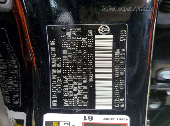 4T1DAACK1TU747052 2026 TOYOTA CAMRY Black Widok komory silnika