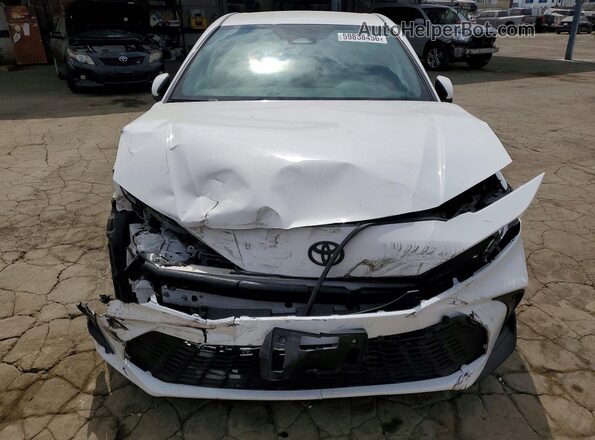 4T1DAACK2SU085044 2025 TOYOTA CAMRY Белый Вид спереди