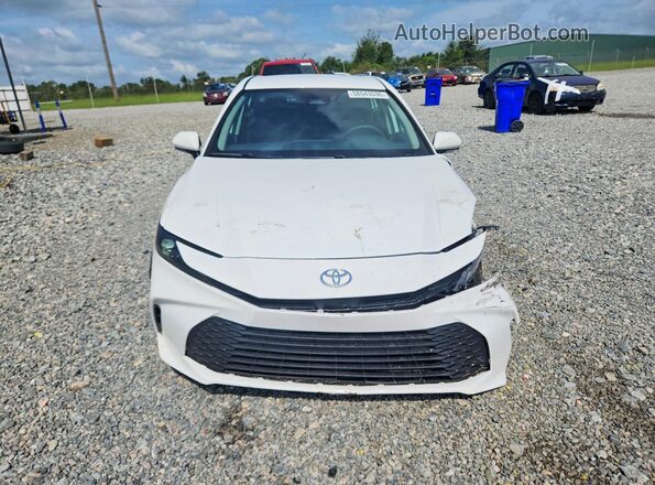 4T1DAACK2SU095766 2025 TOYOTA CAMRY Белый Вид спереди